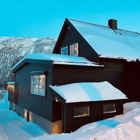 아파트 Northern Lights In The Heart Of Tromsdalen